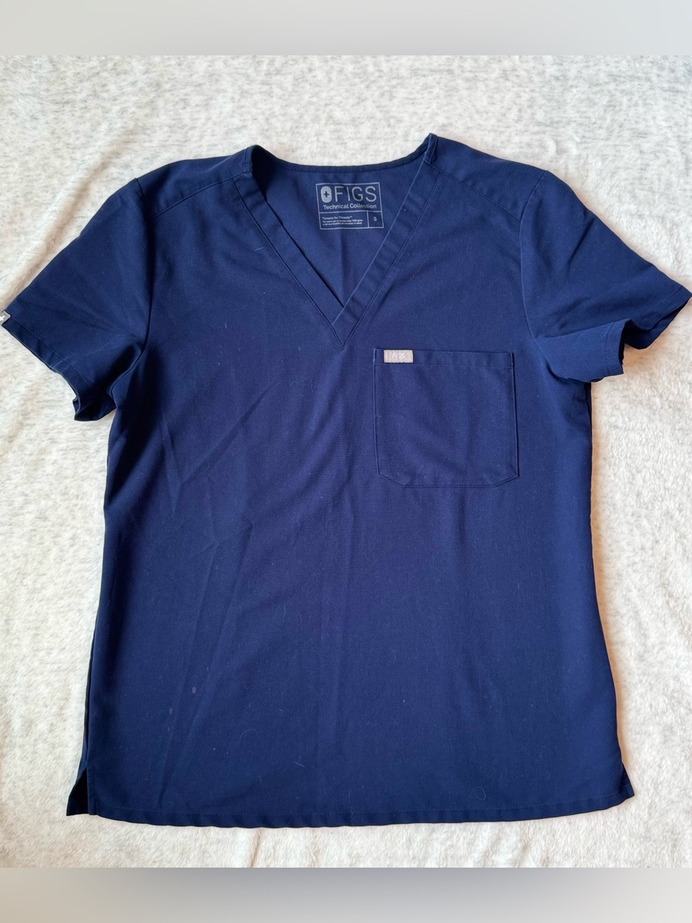 FIGS Navy Catarina 1 Pocket V-Neck Scrub Top Women's Small Four Way Stretch